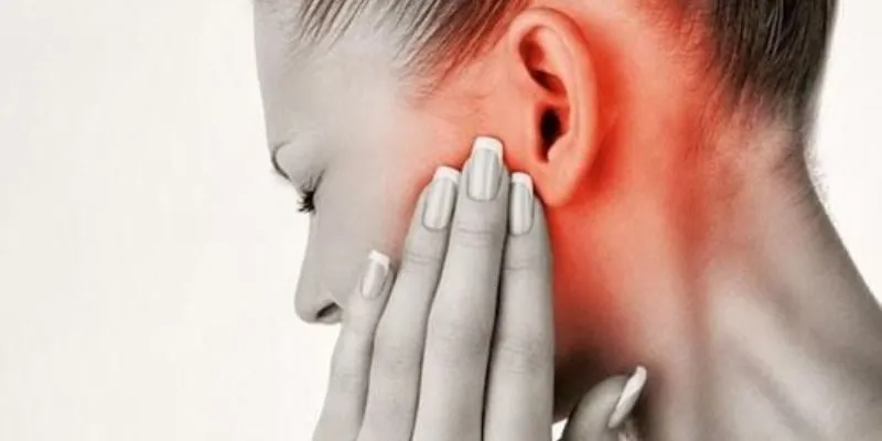 Thường xuyên bị ù tai